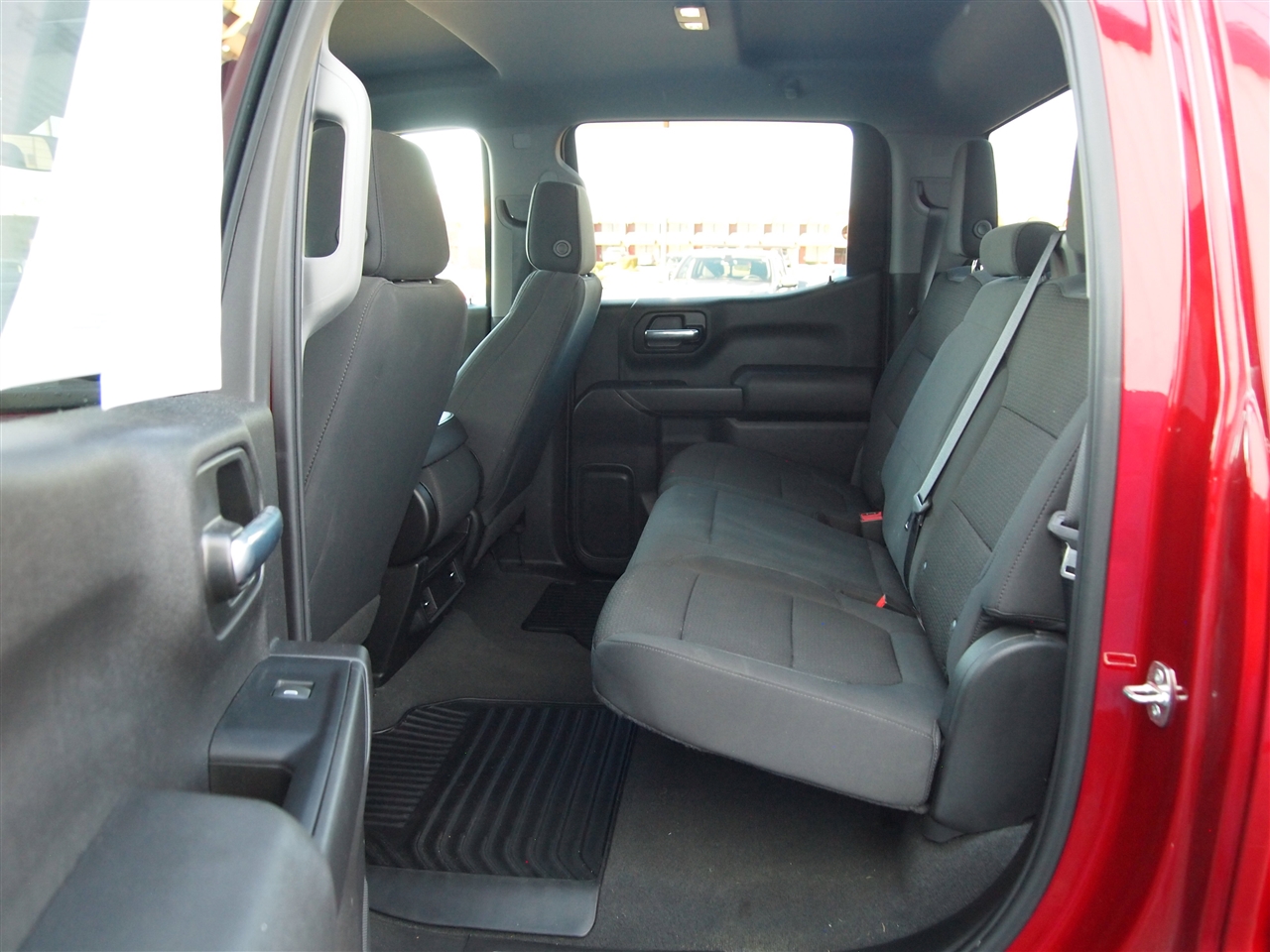 Chevrolet Silverado 1500 4WD Crew Cab 147" Custom 2021 Chevrolet Silverado 1500 4WD Crew Cab 147" Custom 2021