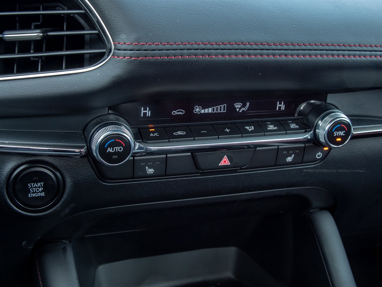 Mazda Mazda3 Sedan 2.5 S Carbon Edition AWD 2025