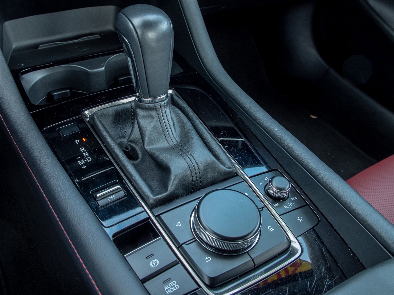 Mazda Mazda3 Sedan 2.5 S Carbon Edition AWD 2025