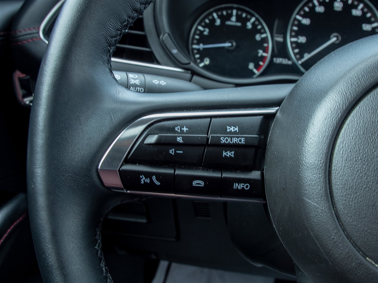 Mazda Mazda3 Sedan 2.5 S Carbon Edition AWD 2025