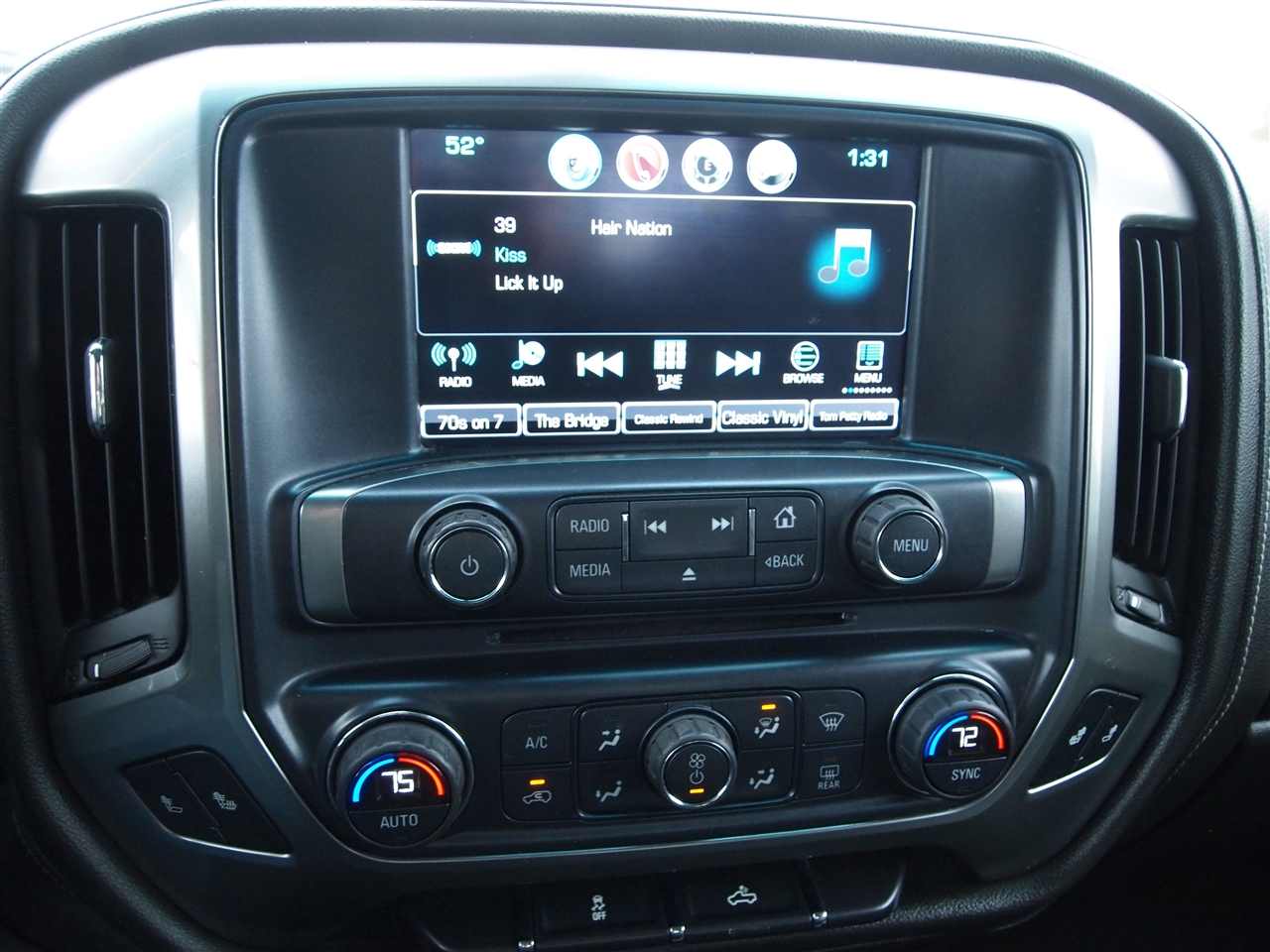 Chevrolet Silverado 1500 4WD Double Cab 143.5" LTZ w/1LZ 2017 Chevrolet Silverado 1500 4WD Double Cab 143.5" LTZ w/1LZ 2017