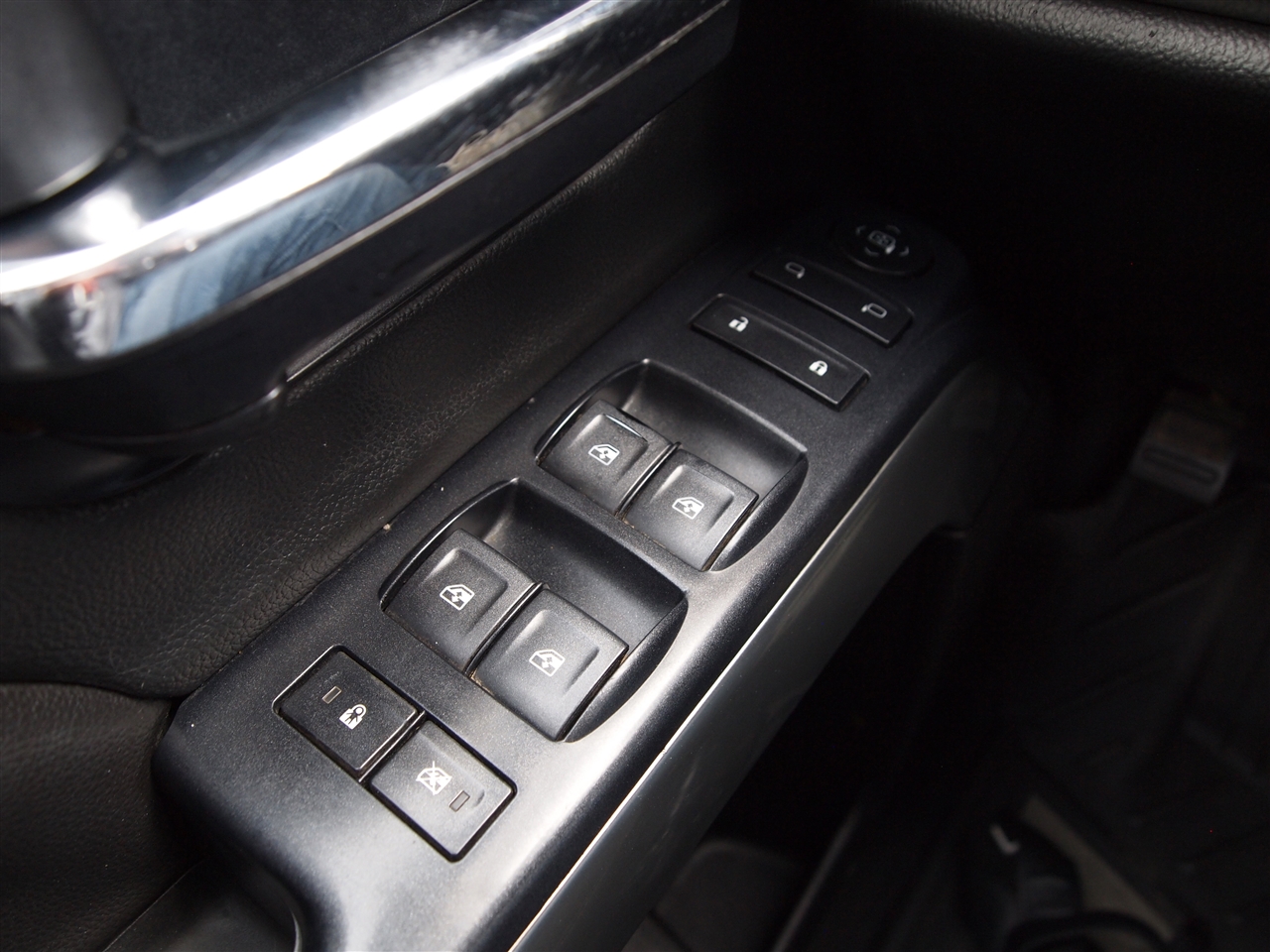 Chevrolet Silverado 3500HD 2WD Crew Cab 167.7" LT 2018