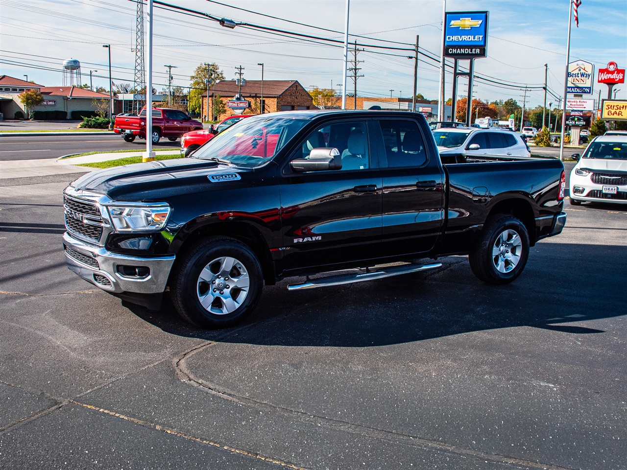 RAM 1500 Big Horn 4x4 Quad Cab 6'4" Box 2024