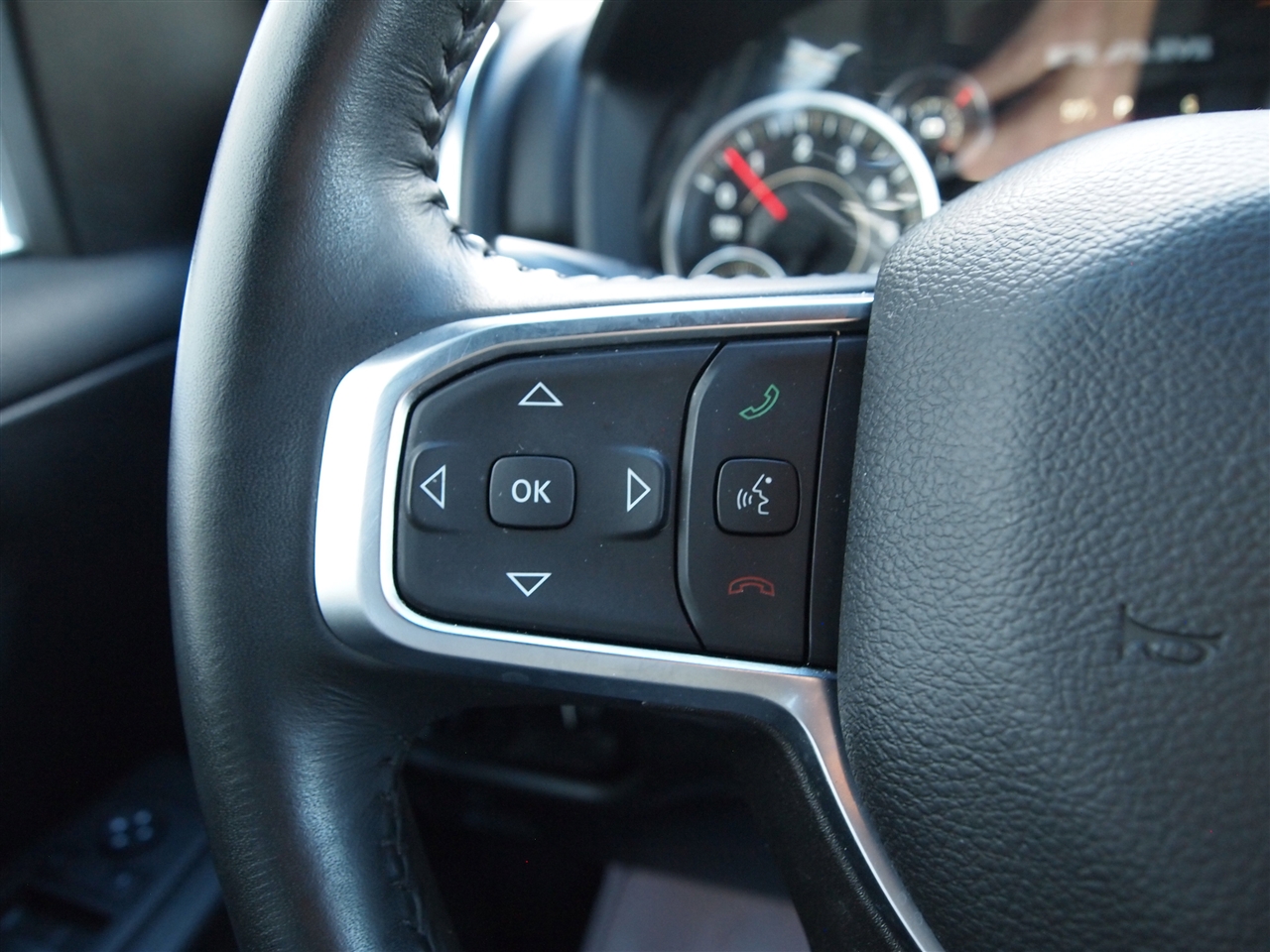 RAM 1500 Big Horn 4x4 Quad Cab 6'4" Box 2024