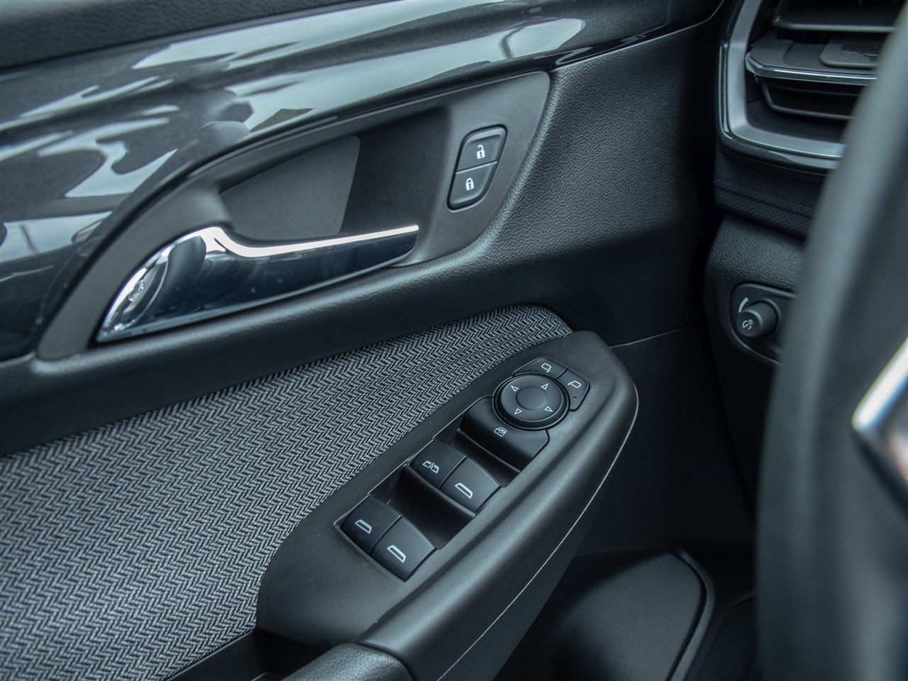 Chevrolet TrailBlazer FWD 4dr LT 2025