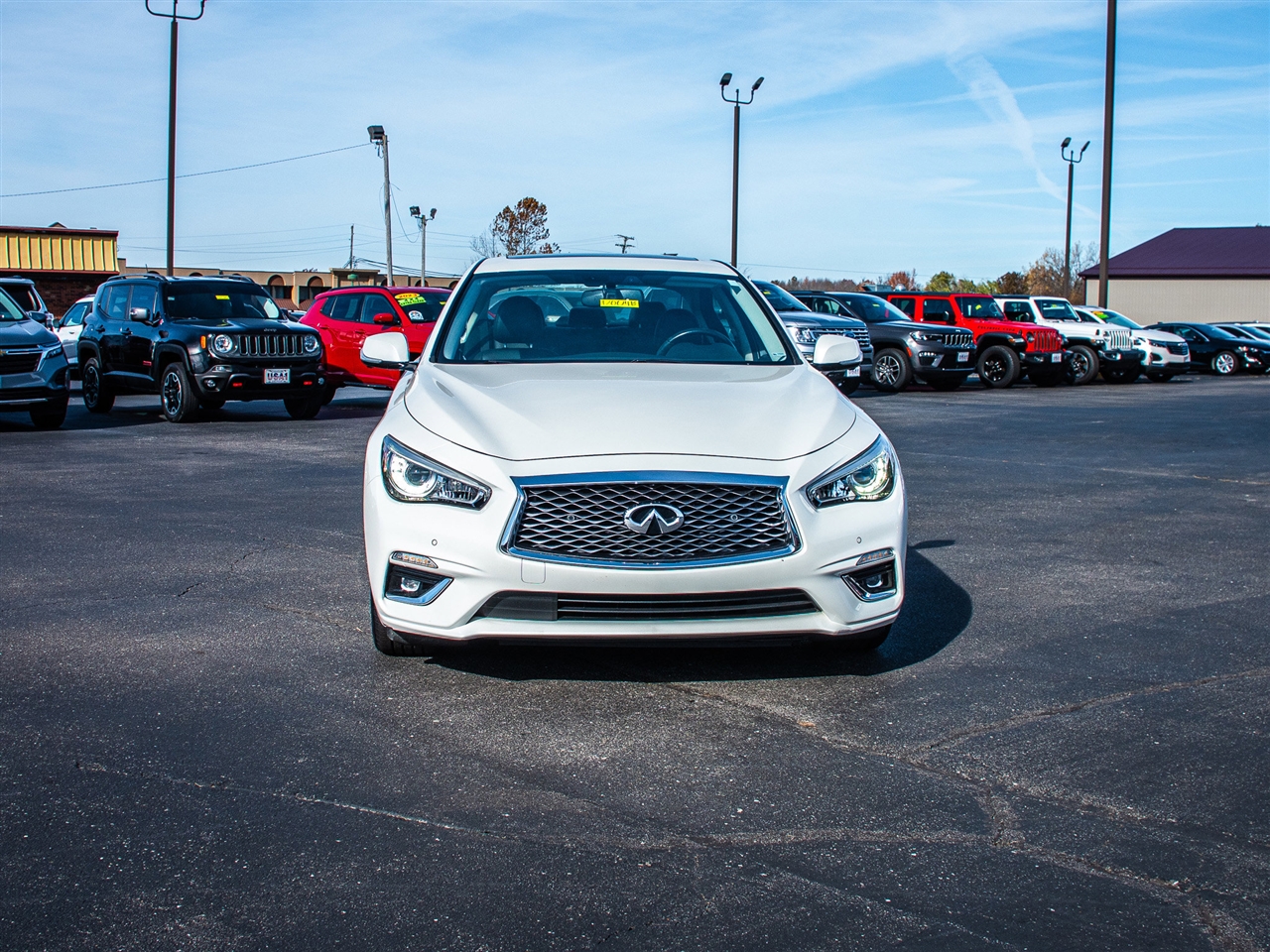 Infiniti Q50 3.0t LUXE AWD 2021