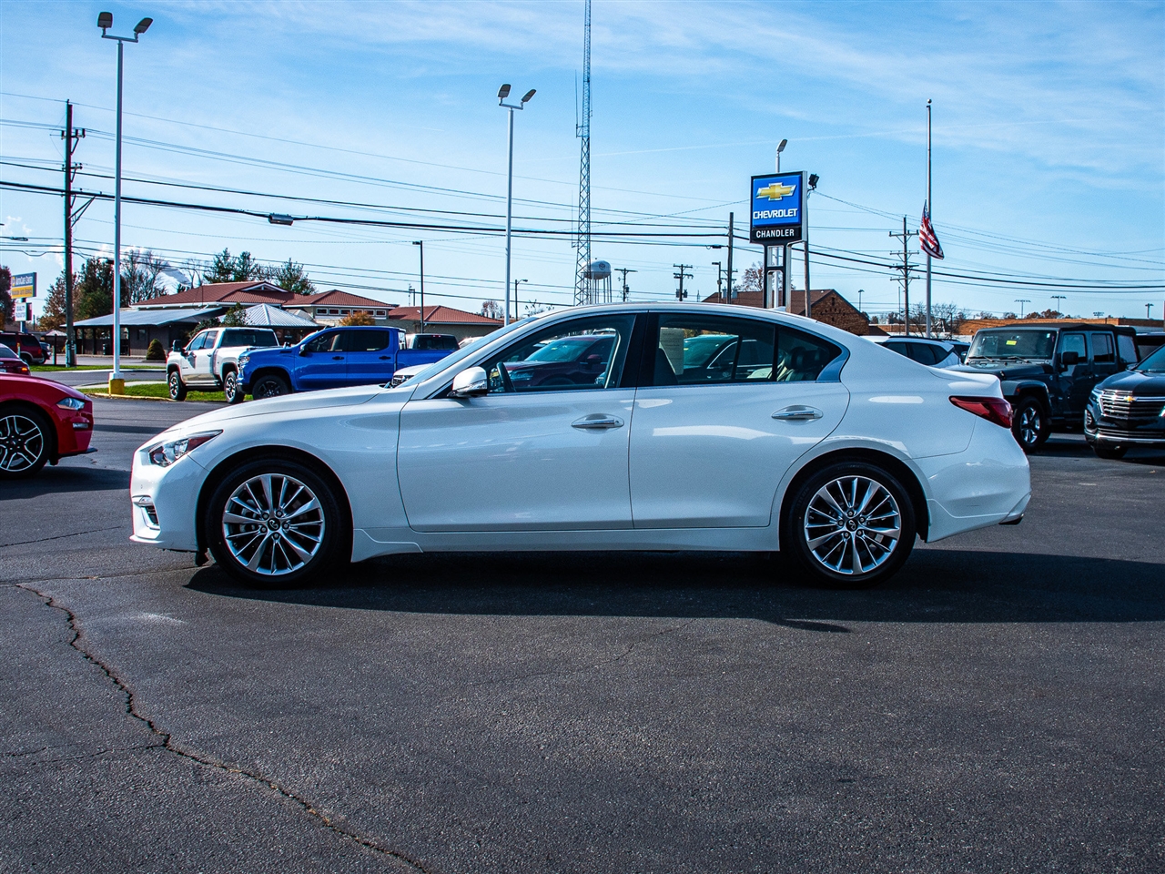 Infiniti Q50 3.0t LUXE AWD 2021