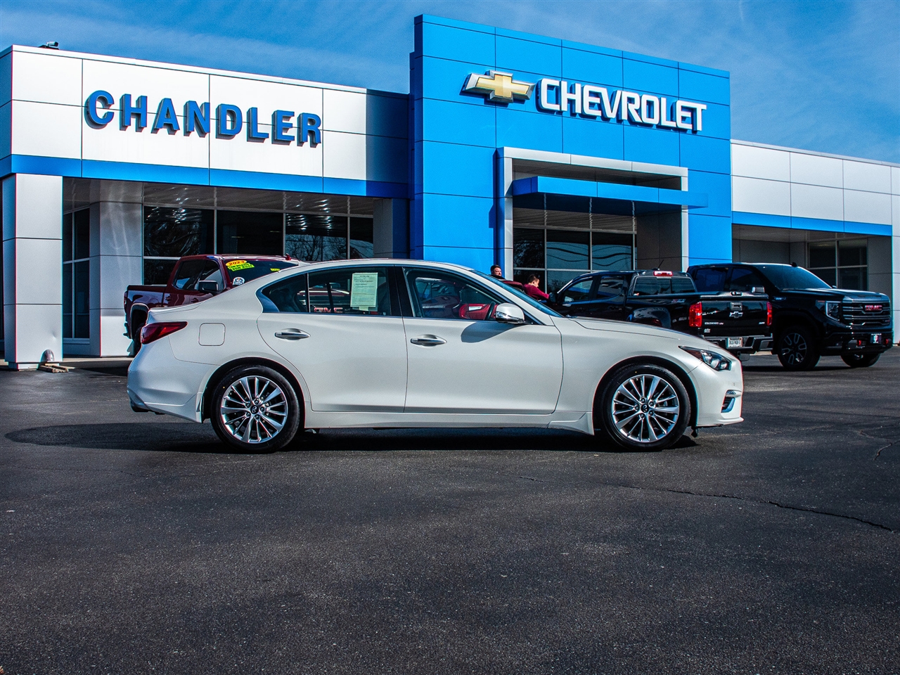 Infiniti Q50 3.0t LUXE AWD 2021
