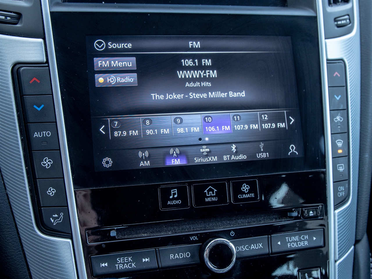 Infiniti Q50 3.0t LUXE AWD 2021