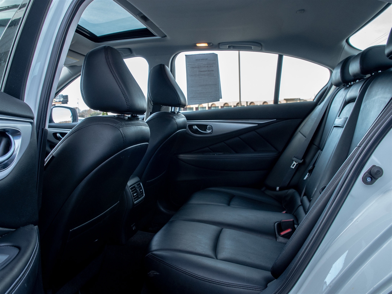 Infiniti Q50 3.0t LUXE AWD 2021