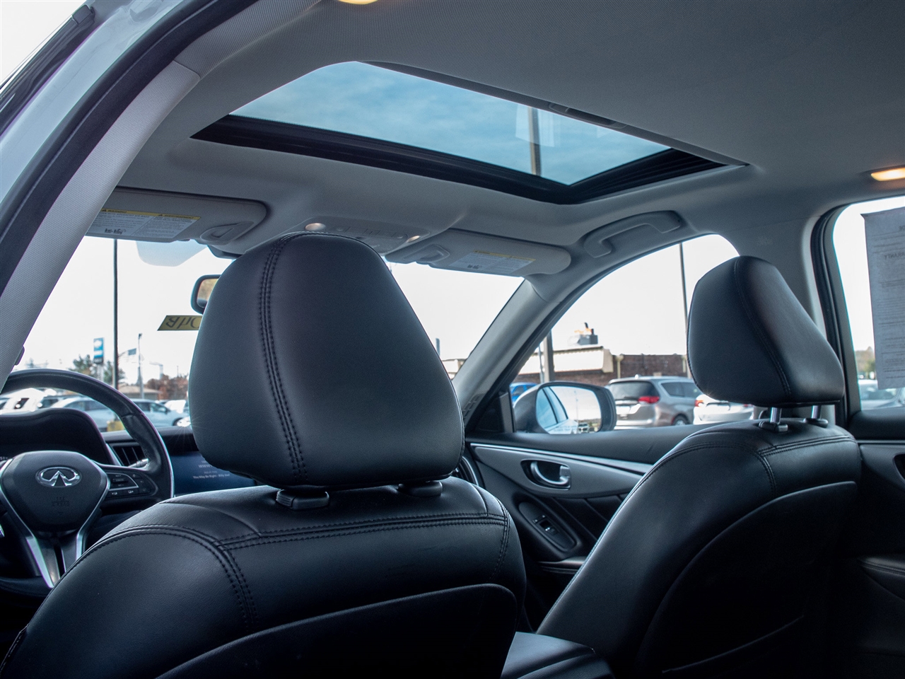 Infiniti Q50 3.0t LUXE AWD 2021