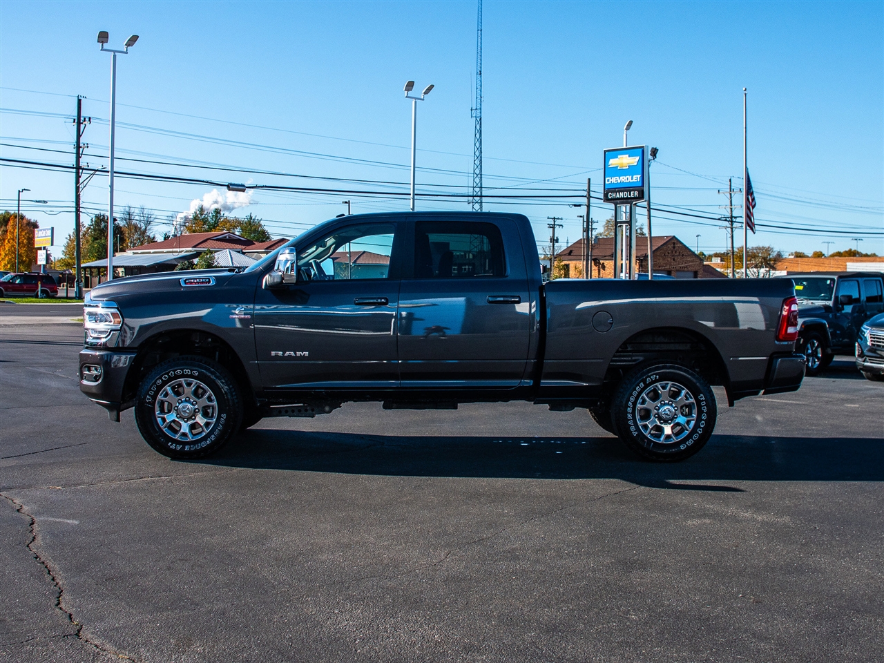 RAM 2500 Laramie 4x4 Crew Cab 6'4" Box 2024