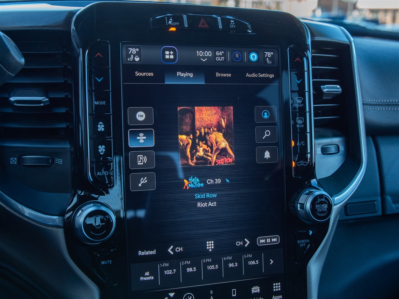 RAM 2500 Laramie 4x4 Crew Cab 6'4" Box 2024