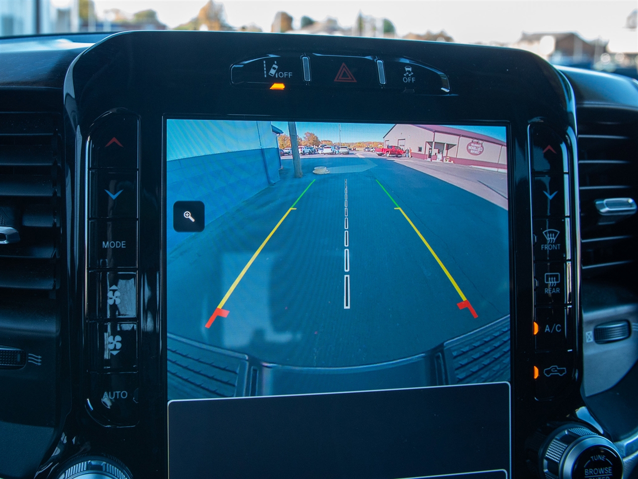 RAM 2500 Laramie 4x4 Crew Cab 6'4" Box 2024