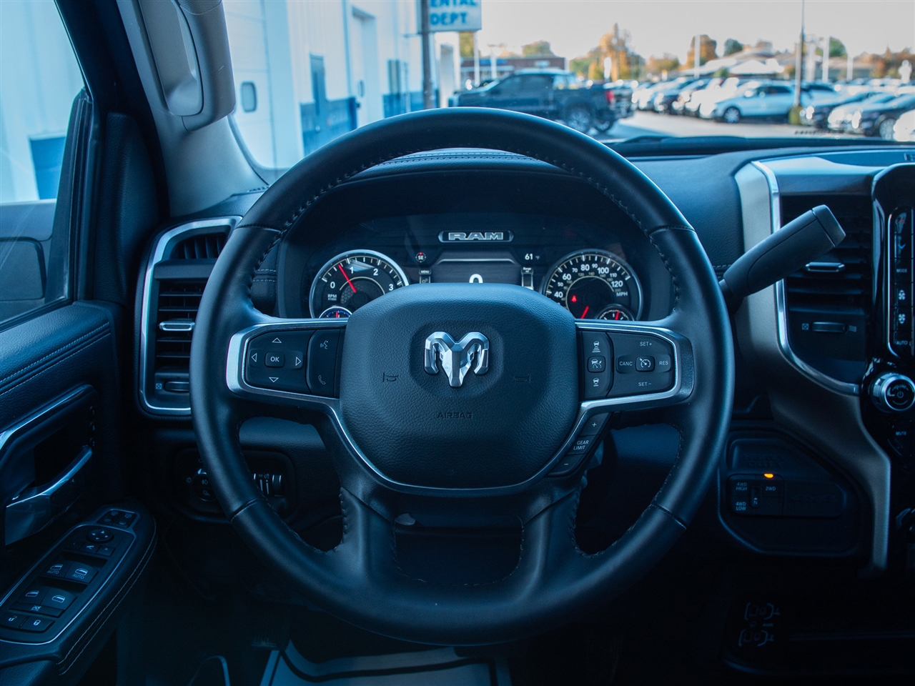 RAM 2500 Laramie 4x4 Crew Cab 6'4" Box 2024