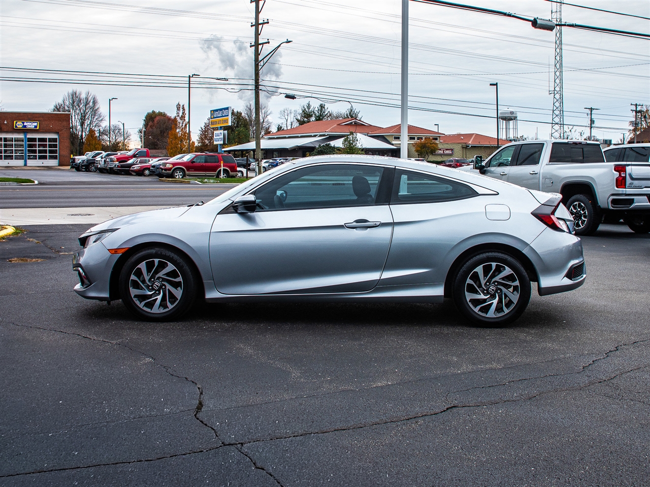 Honda Civic Coupe LX CVT 2020