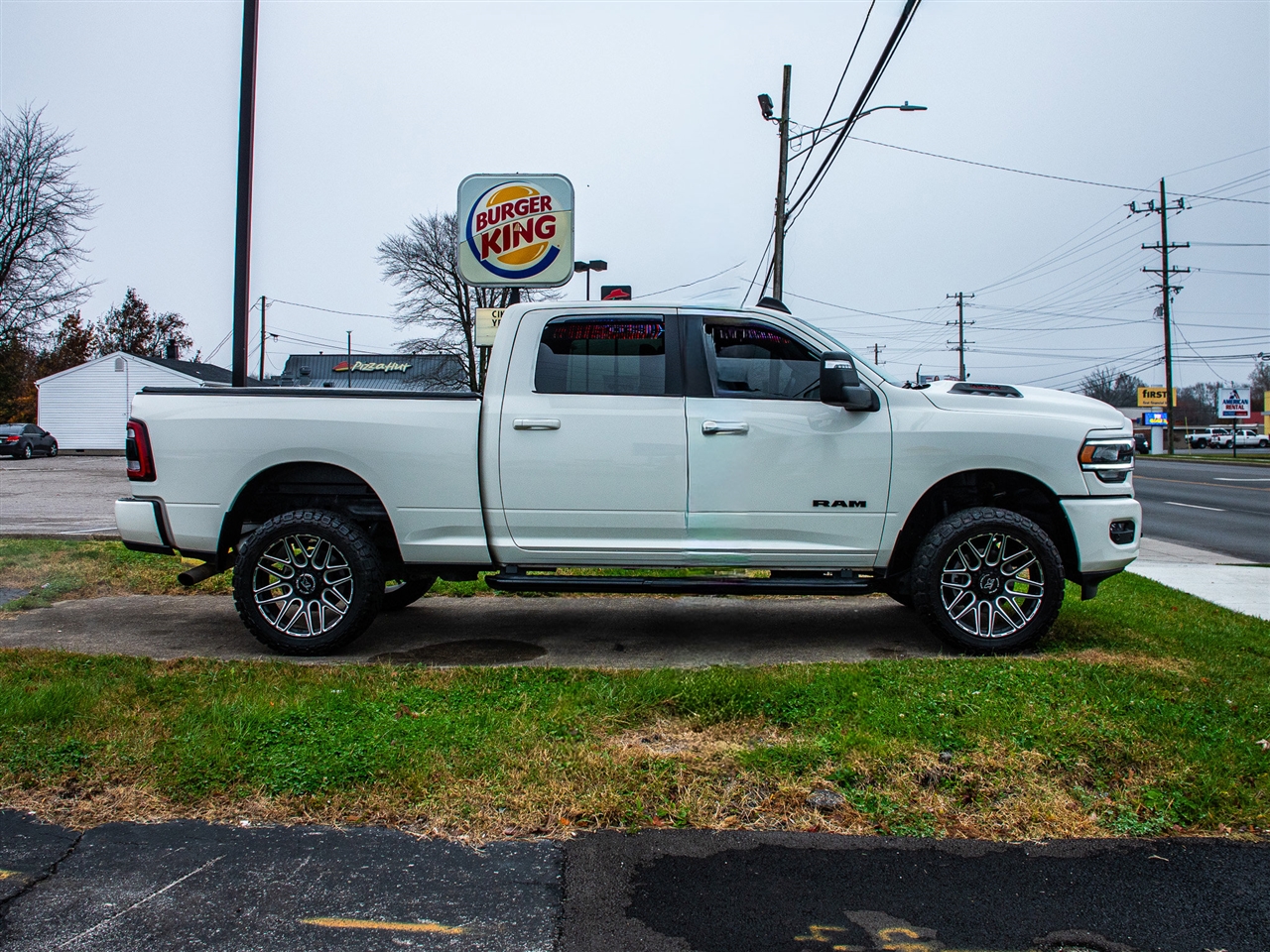 RAM 2500 Laramie 4x4 Crew Cab 6'4" Box 2024