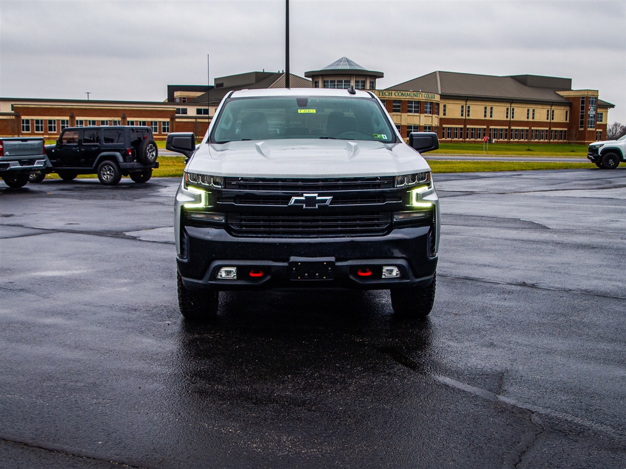 Chevrolet Silverado 1500 4WD Crew Cab 157" LT Trail Boss 2021