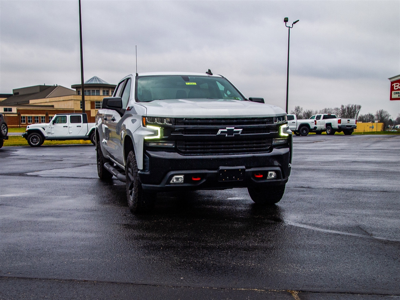Chevrolet Silverado 1500 4WD Crew Cab 157" LT Trail Boss 2021