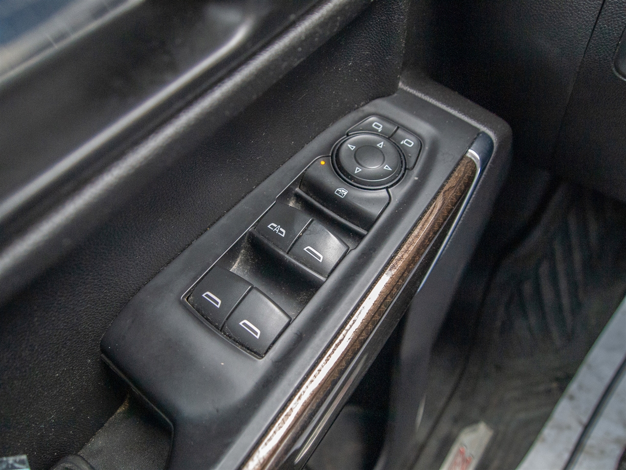 Chevrolet Silverado 1500 4WD Crew Cab 157" LT Trail Boss 2021