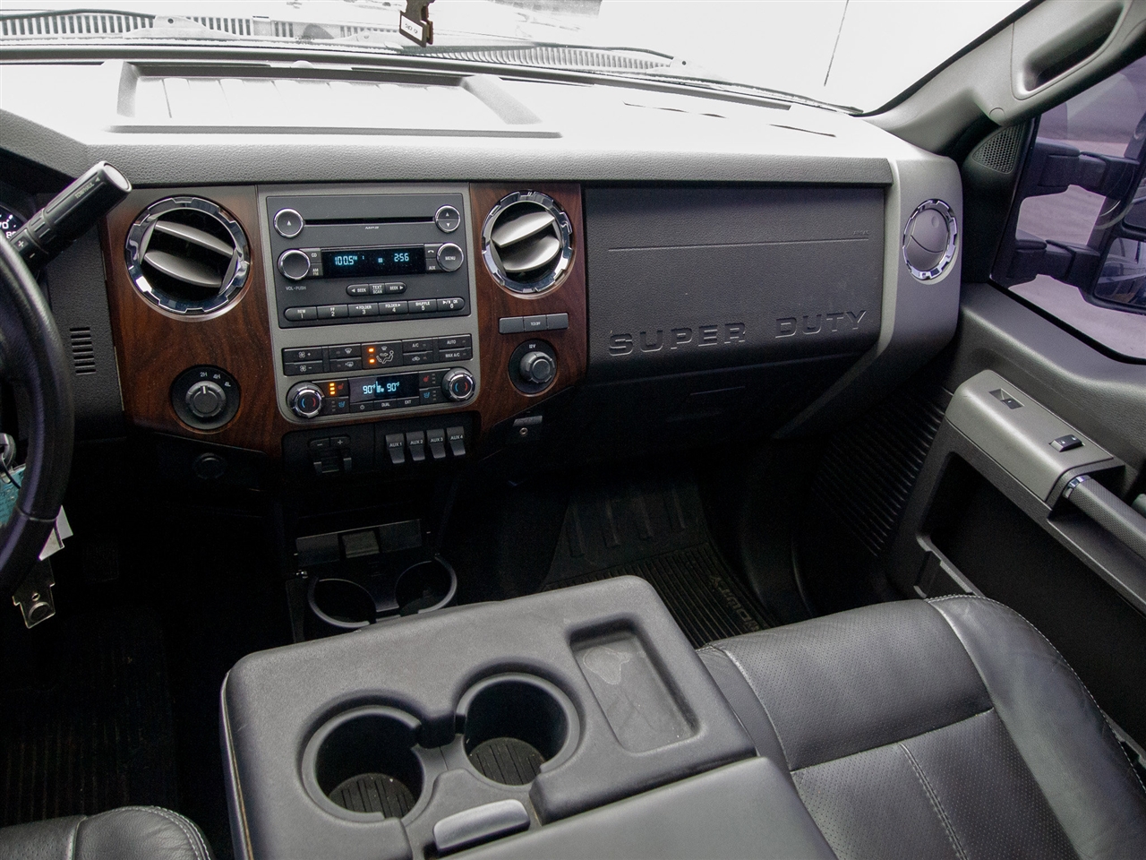 Ford Super Duty F-350 DRW 4WD Crew Cab 172" King Ranch 2012