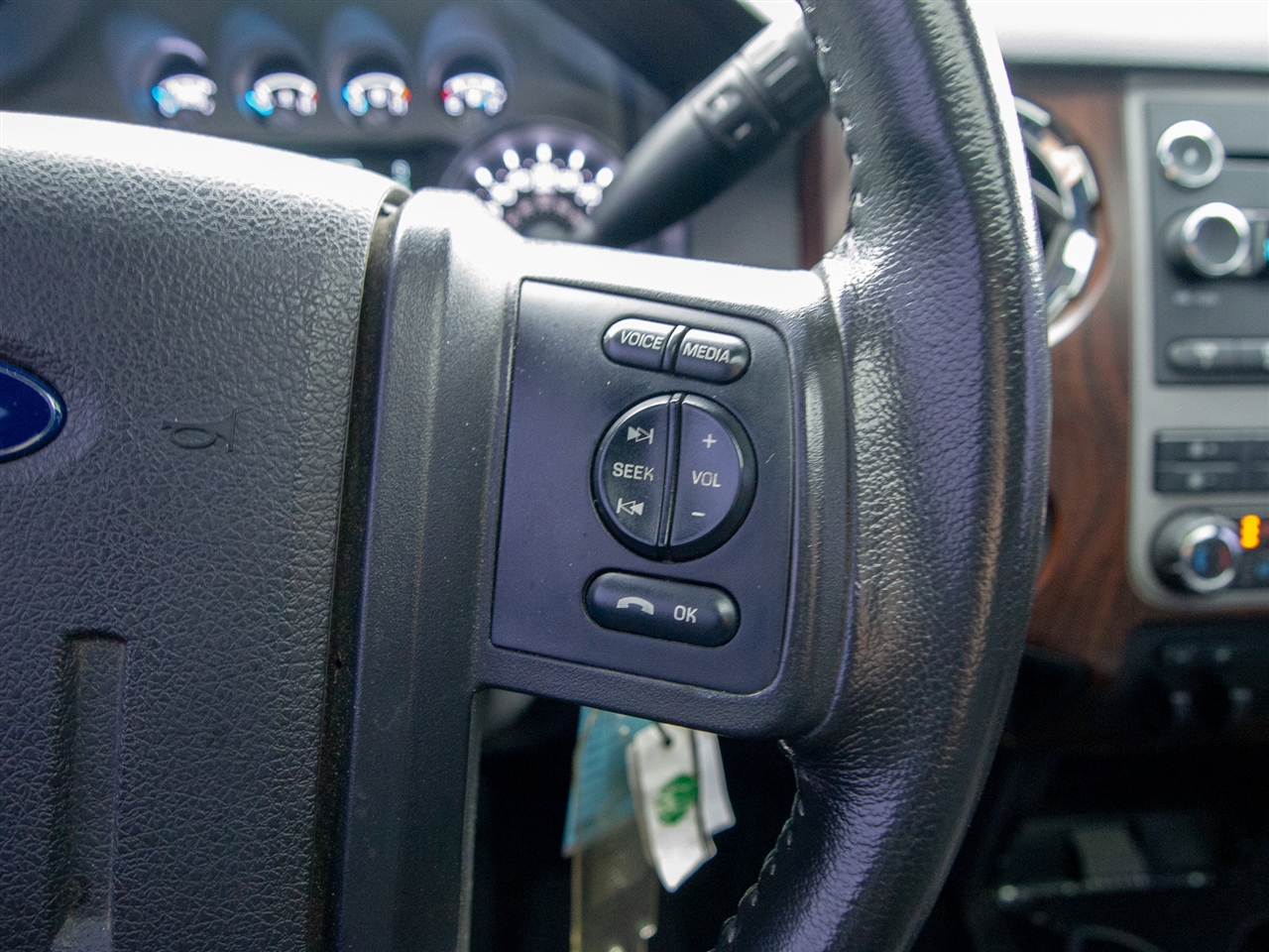 Ford Super Duty F-350 DRW 4WD Crew Cab 172" King Ranch 2012