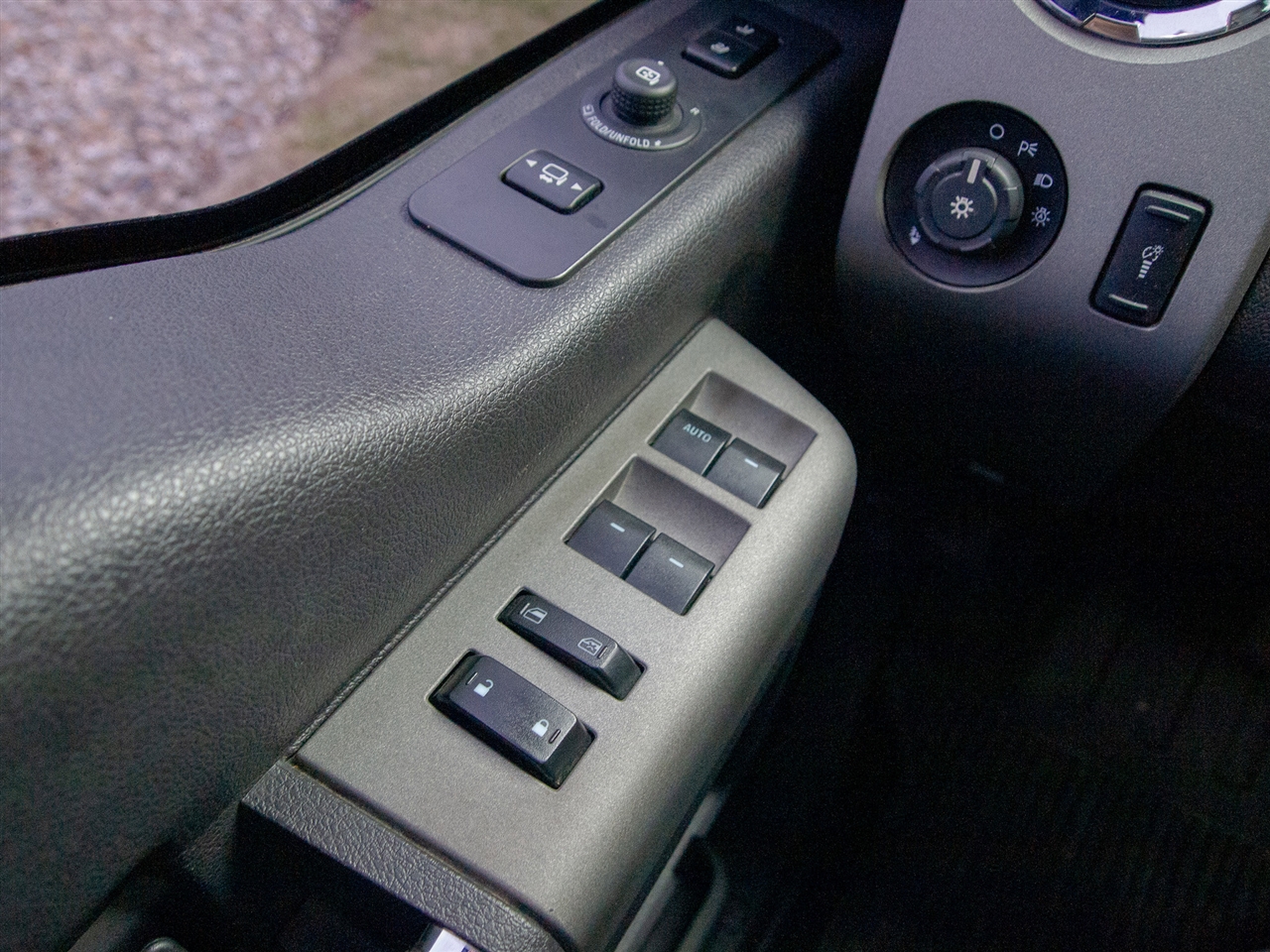 Ford Super Duty F-350 DRW 4WD Crew Cab 172" King Ranch 2012