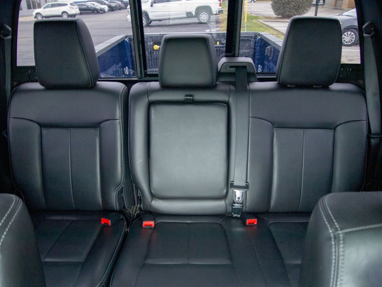 Ford Super Duty F-350 DRW 4WD Crew Cab 172" King Ranch 2012