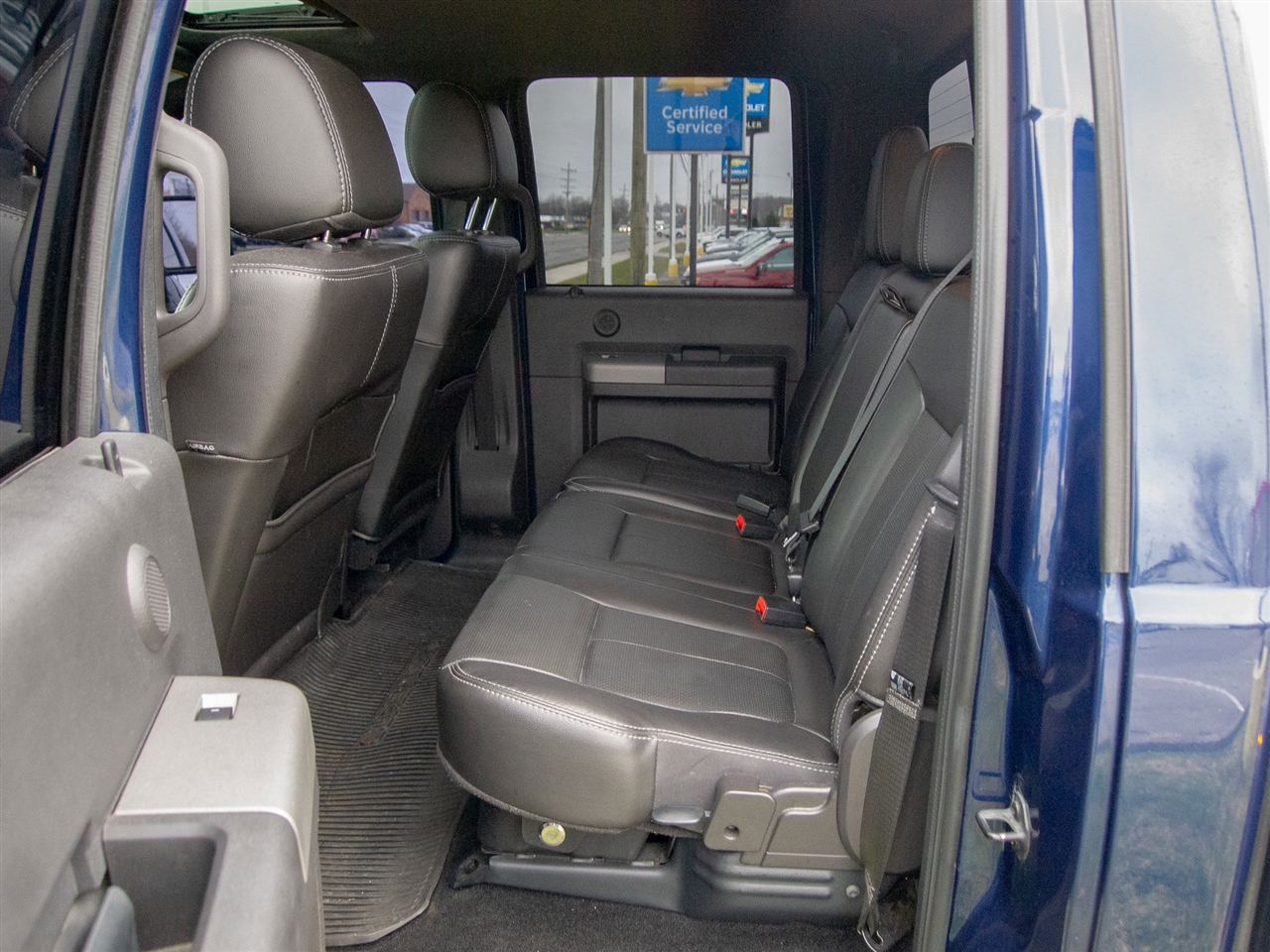 Ford Super Duty F-350 DRW 4WD Crew Cab 172" King Ranch 2012