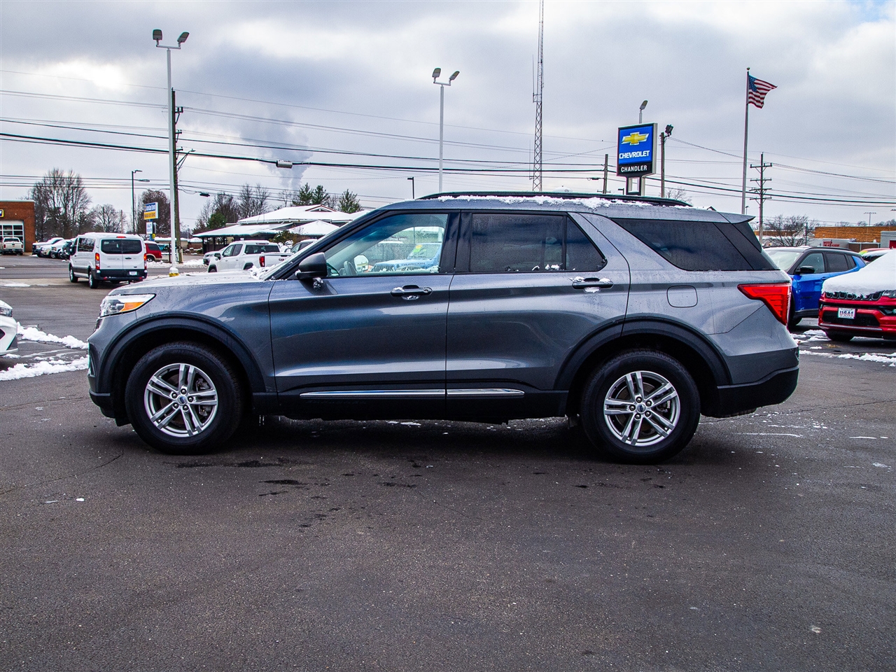 Ford Explorer XLT 4WD 2023