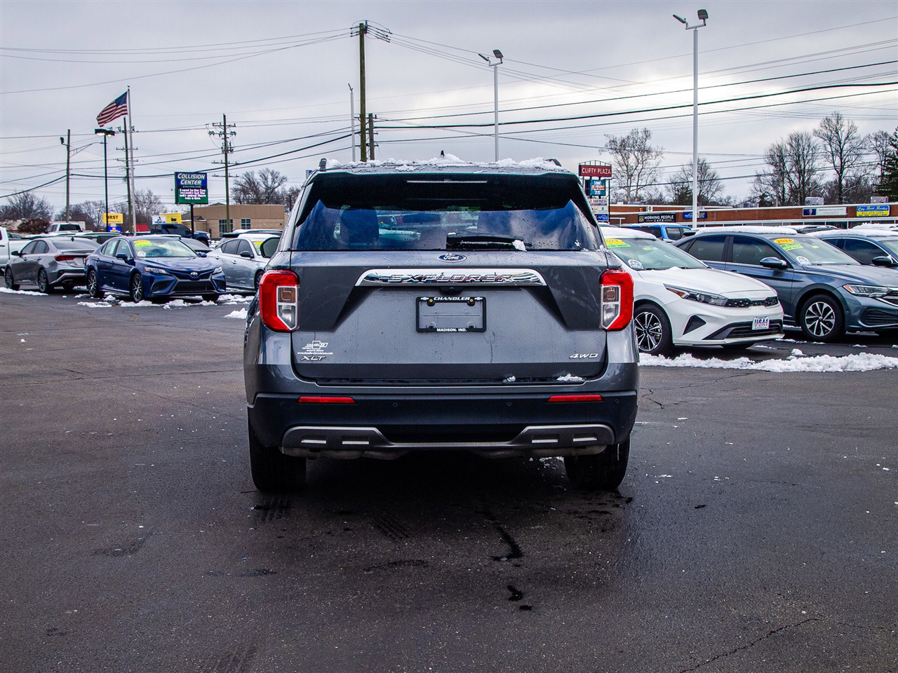 Ford Explorer XLT 4WD 2023
