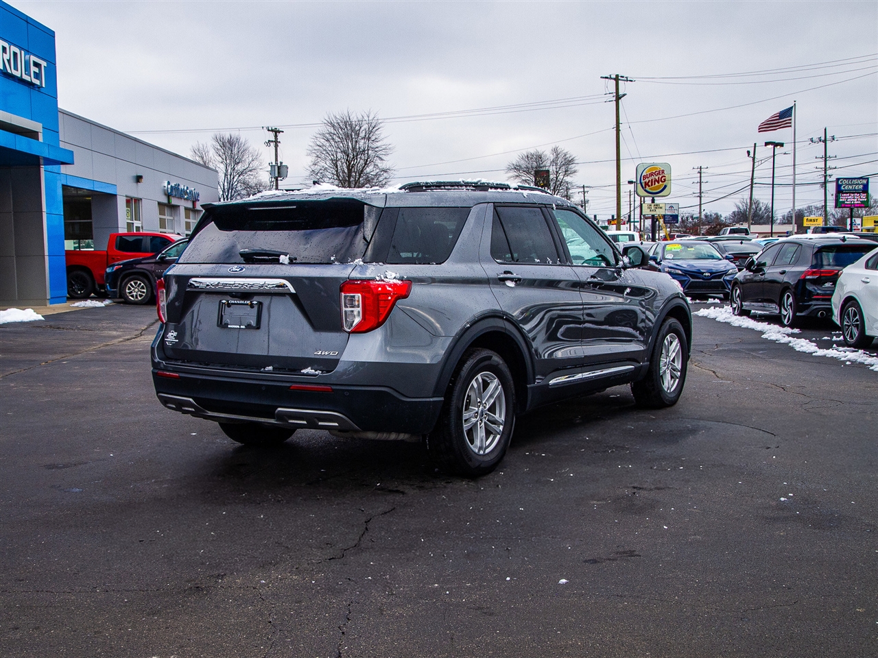 Ford Explorer XLT 4WD 2023