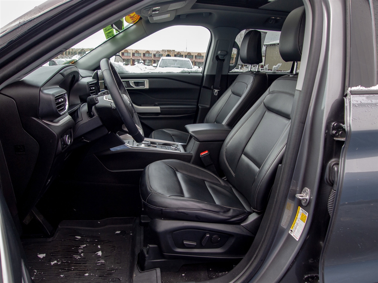 Ford Explorer XLT 4WD 2023