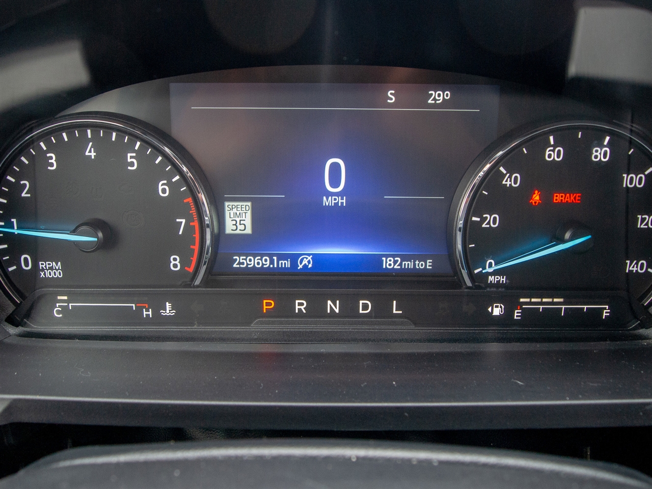 Ford Explorer XLT 4WD 2023