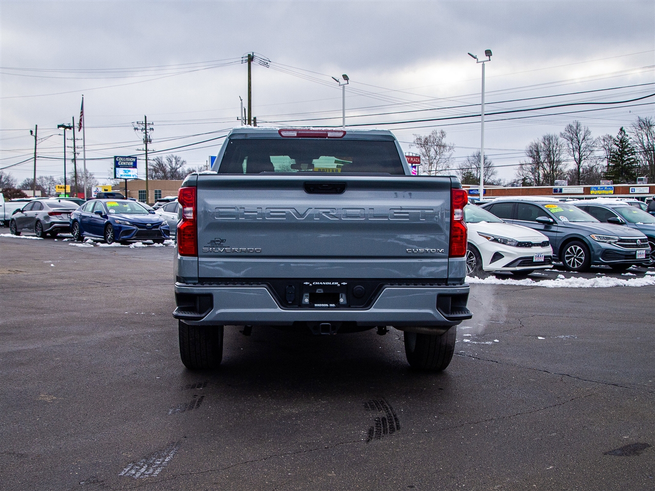Chevrolet Silverado 1500 4WD Crew Cab 147" Custom 2025