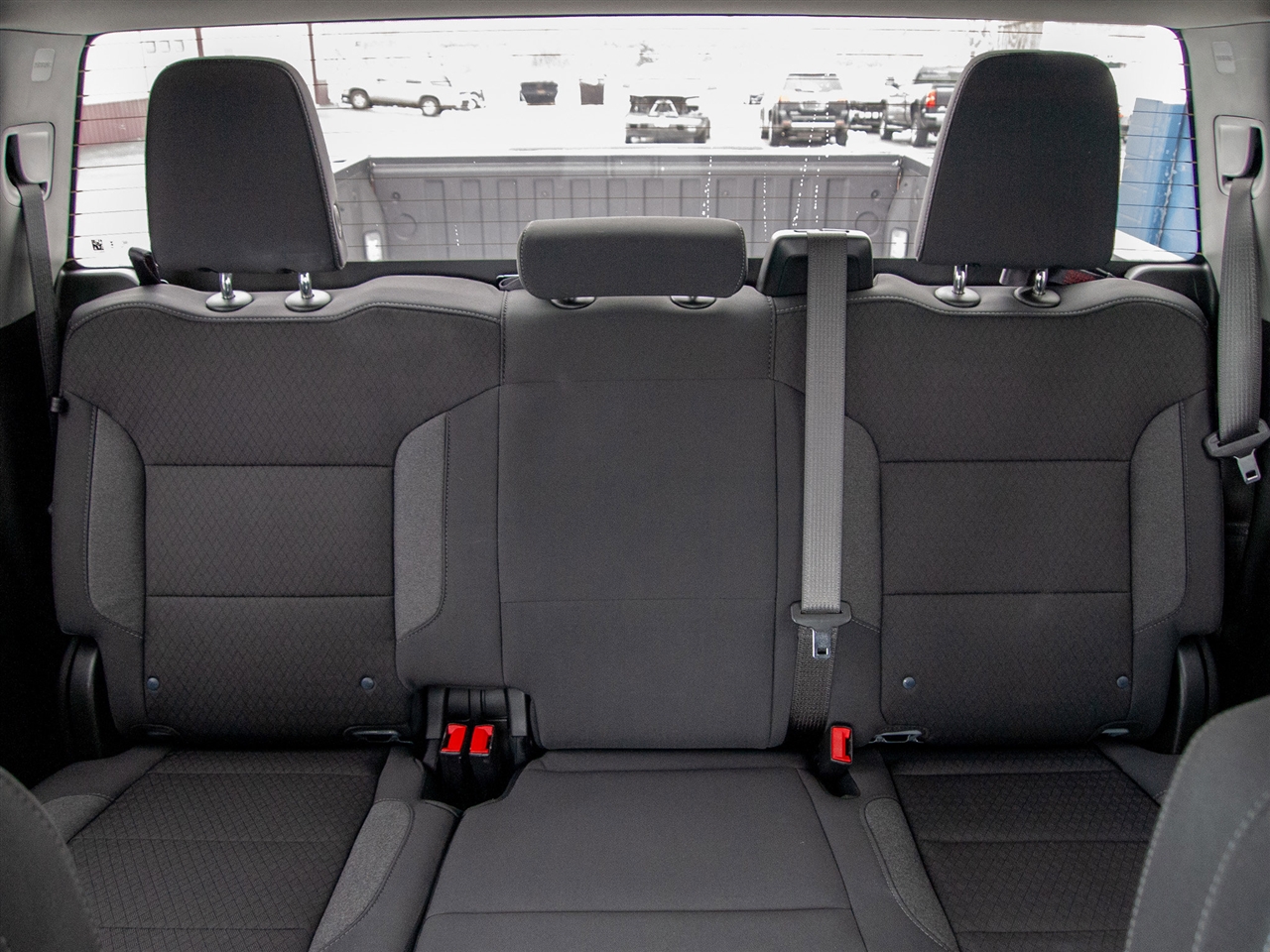 Chevrolet Silverado 1500 4WD Crew Cab 147" Custom 2025