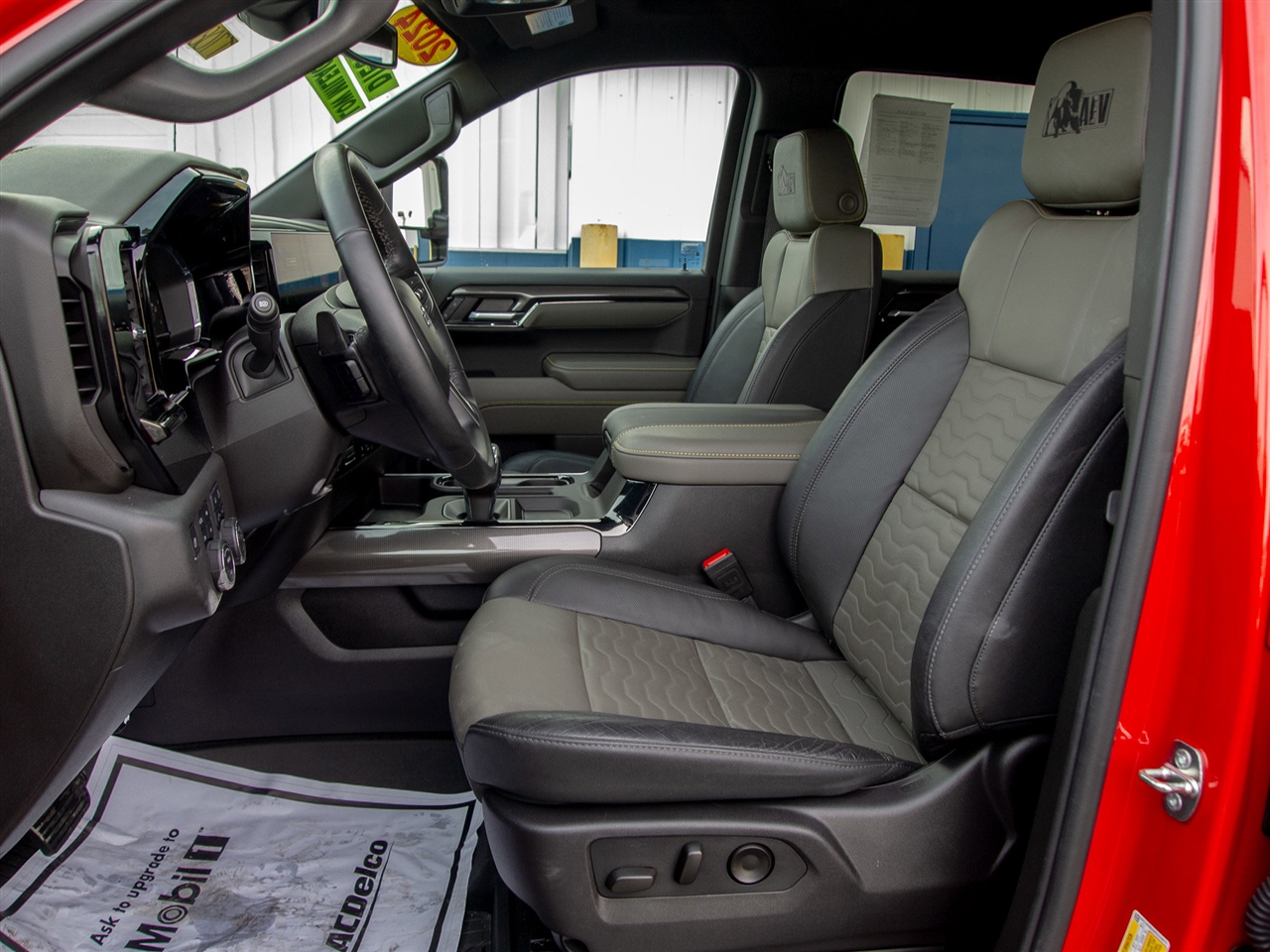 Chevrolet Silverado 1500 4WD Crew Cab 147" ZR2 2024