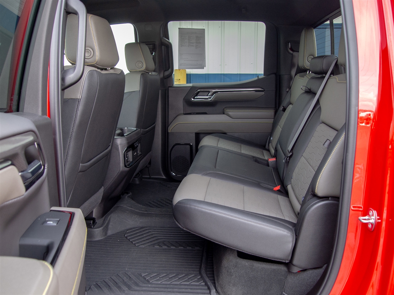 Chevrolet Silverado 1500 4WD Crew Cab 147" ZR2 2024