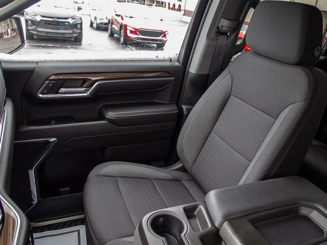 Chevrolet Silverado 1500 4WD Crew Cab 147" LT w/1LT 2023