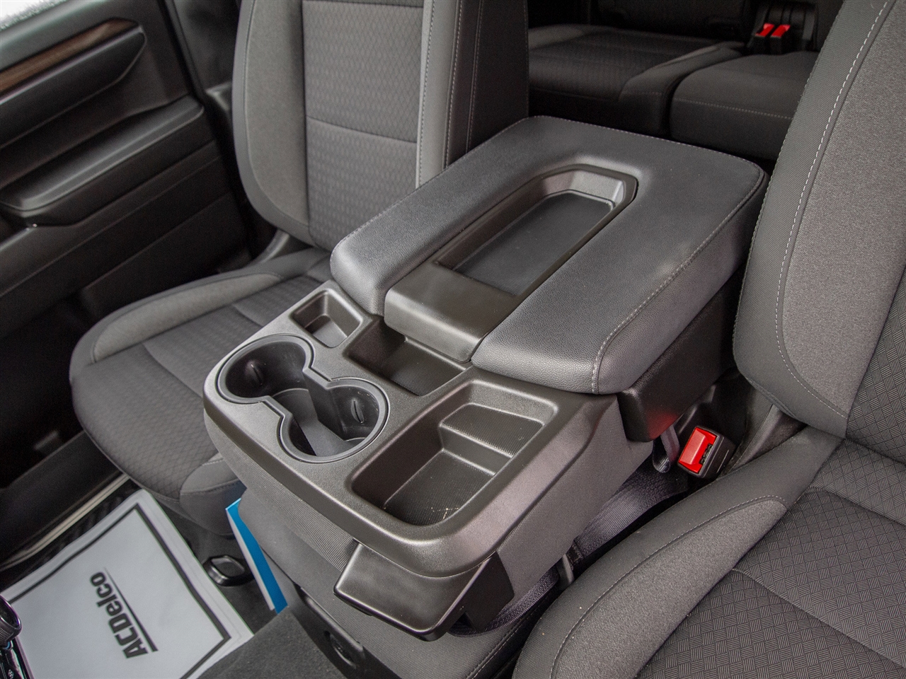 Chevrolet Silverado 1500 4WD Crew Cab 147" LT w/1LT 2023