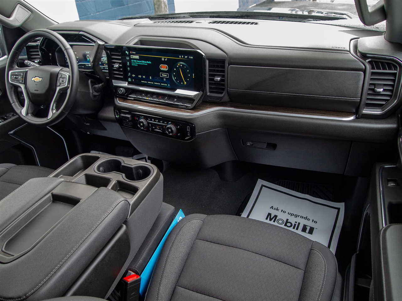 Chevrolet Silverado 1500 4WD Crew Cab 147" LT w/1LT 2023