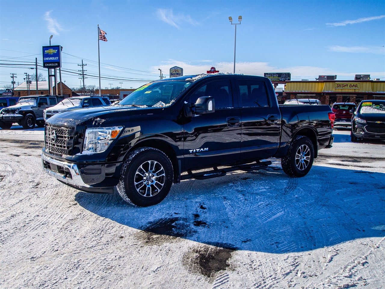 Nissan Titan 4x4 Crew Cab SV 2023