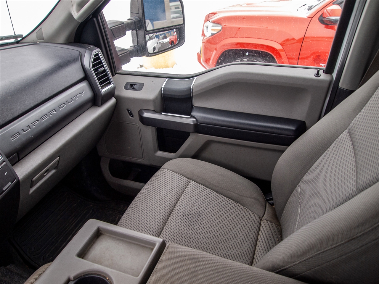 Ford Super Duty F-250 SRW King Ranch 4WD Crew Cab 8' Box 2018