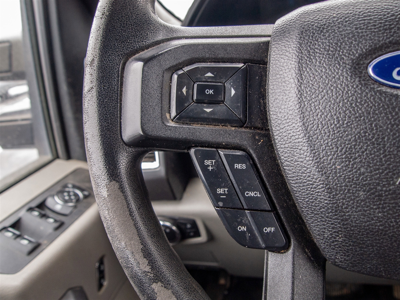 Ford Super Duty F-250 SRW King Ranch 4WD Crew Cab 8' Box 2018