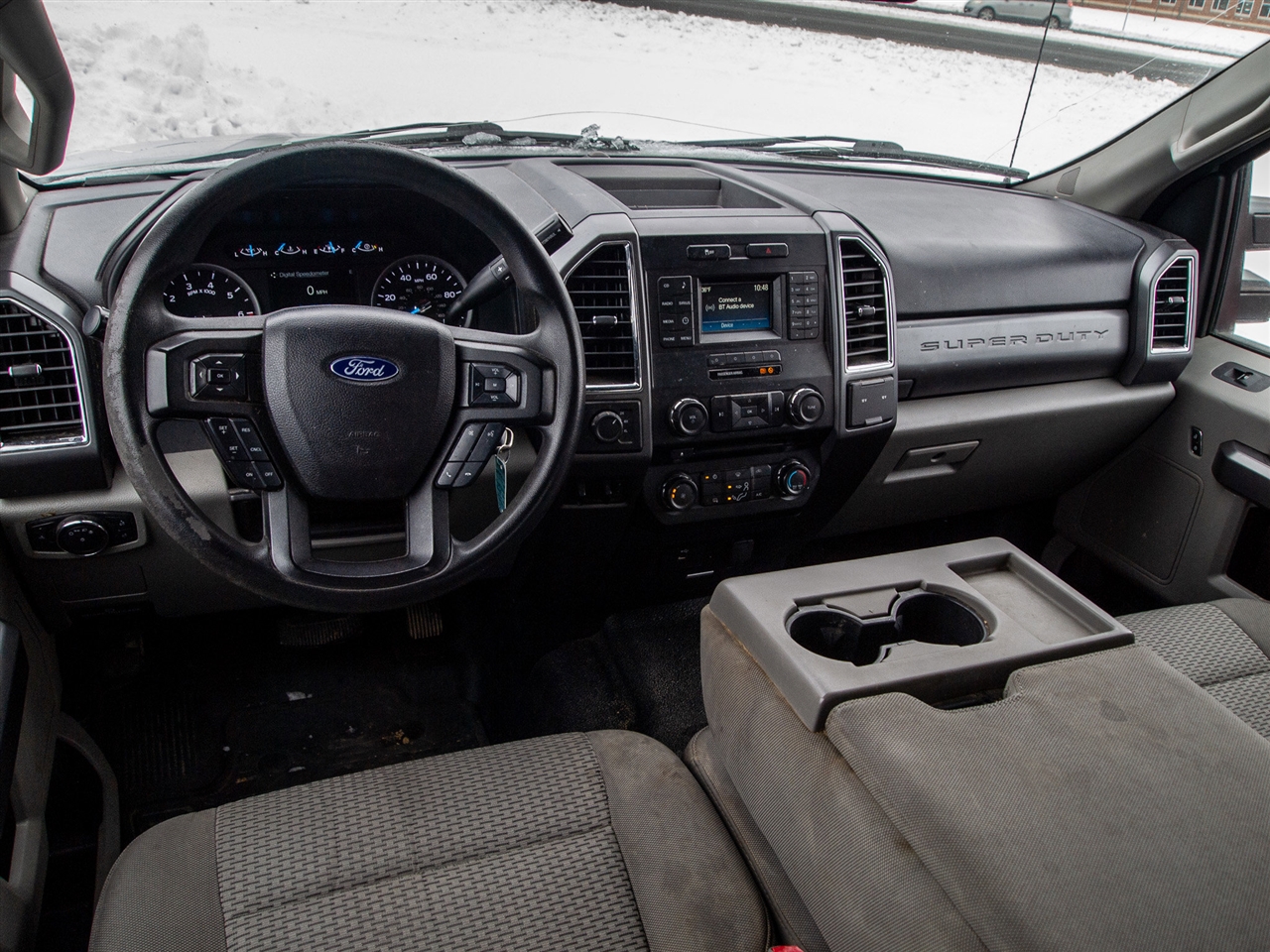 Ford Super Duty F-250 SRW King Ranch 4WD Crew Cab 8' Box 2018