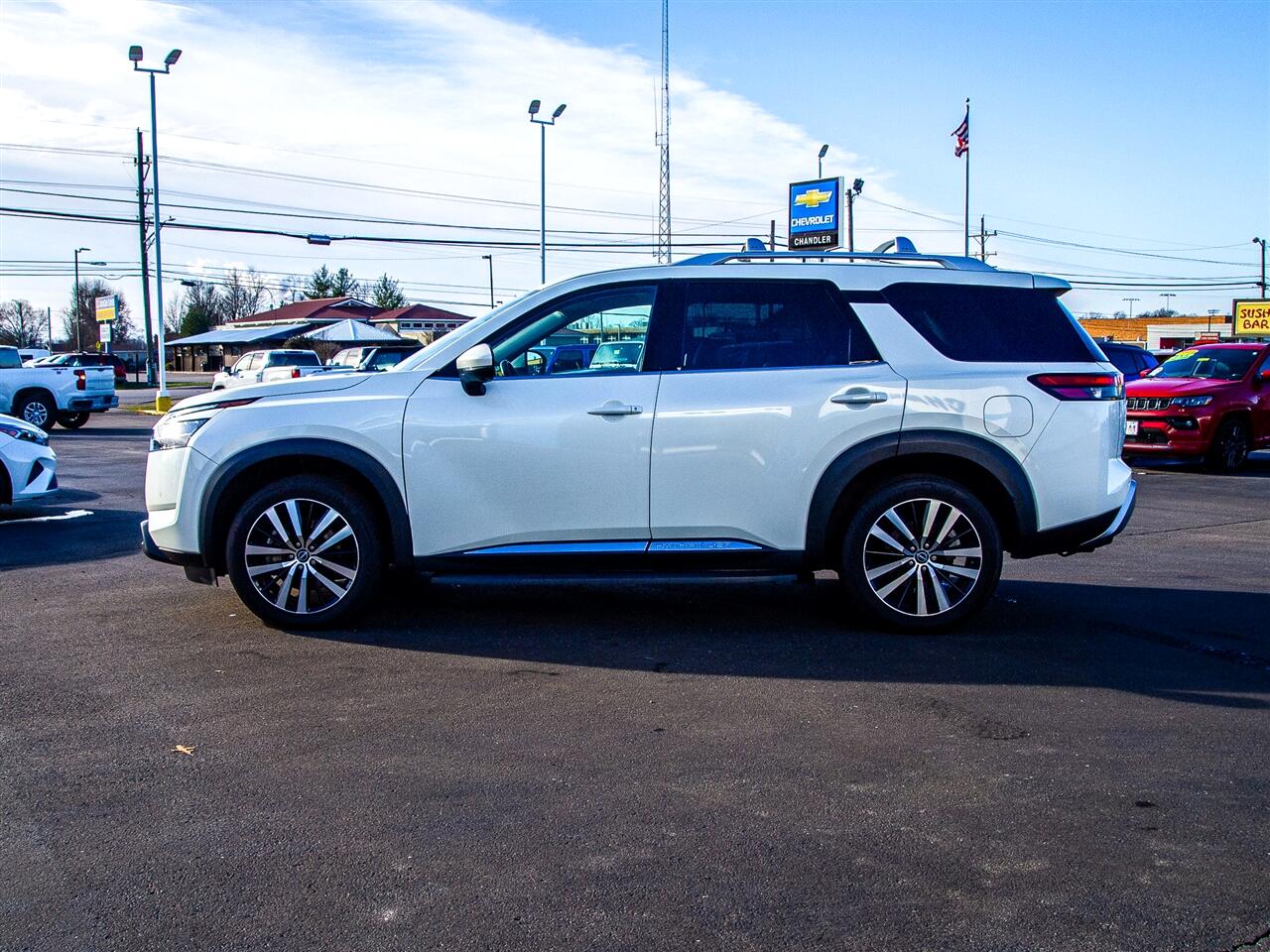 Nissan Pathfinder Platinum 4WD 2023