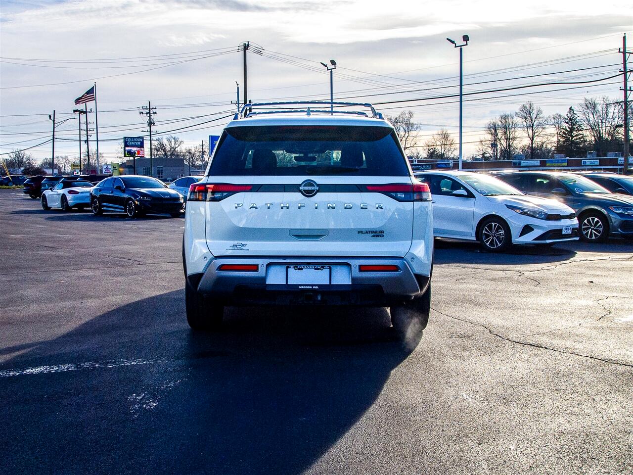 Nissan Pathfinder Platinum 4WD 2023