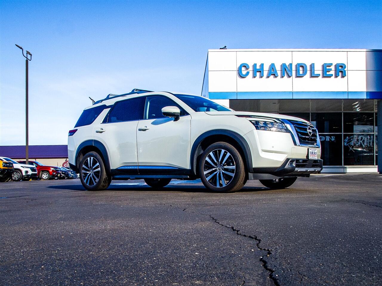 Nissan Pathfinder Platinum 4WD 2023