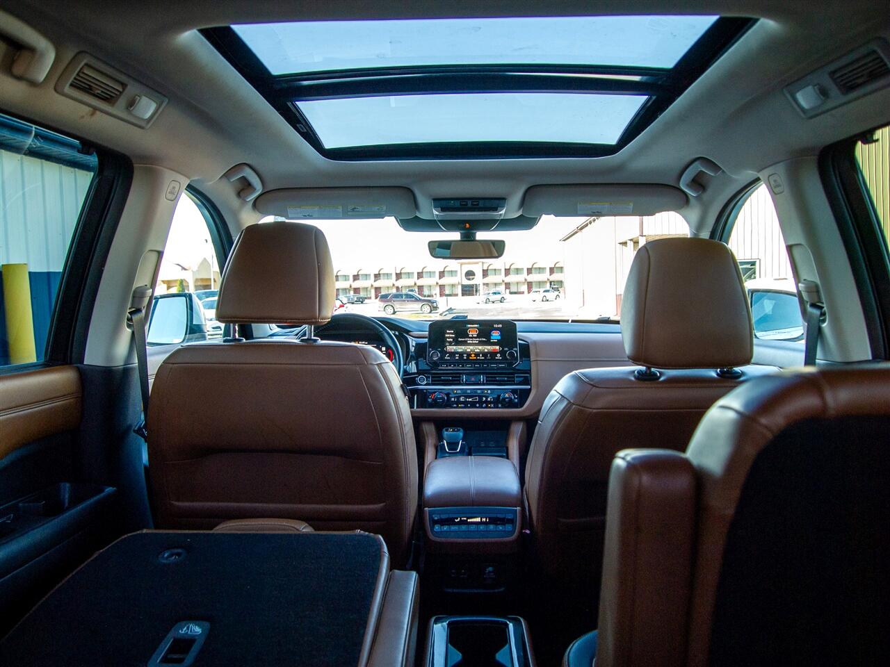 Nissan Pathfinder Platinum 4WD 2023