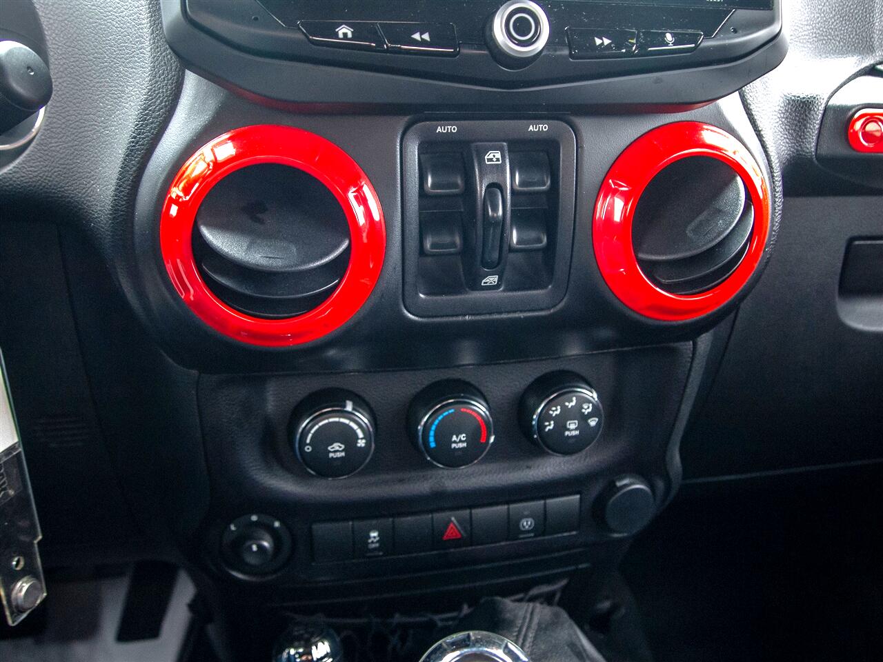 Jeep Wrangler Unlimited 4WD 4dr Rubicon 2015